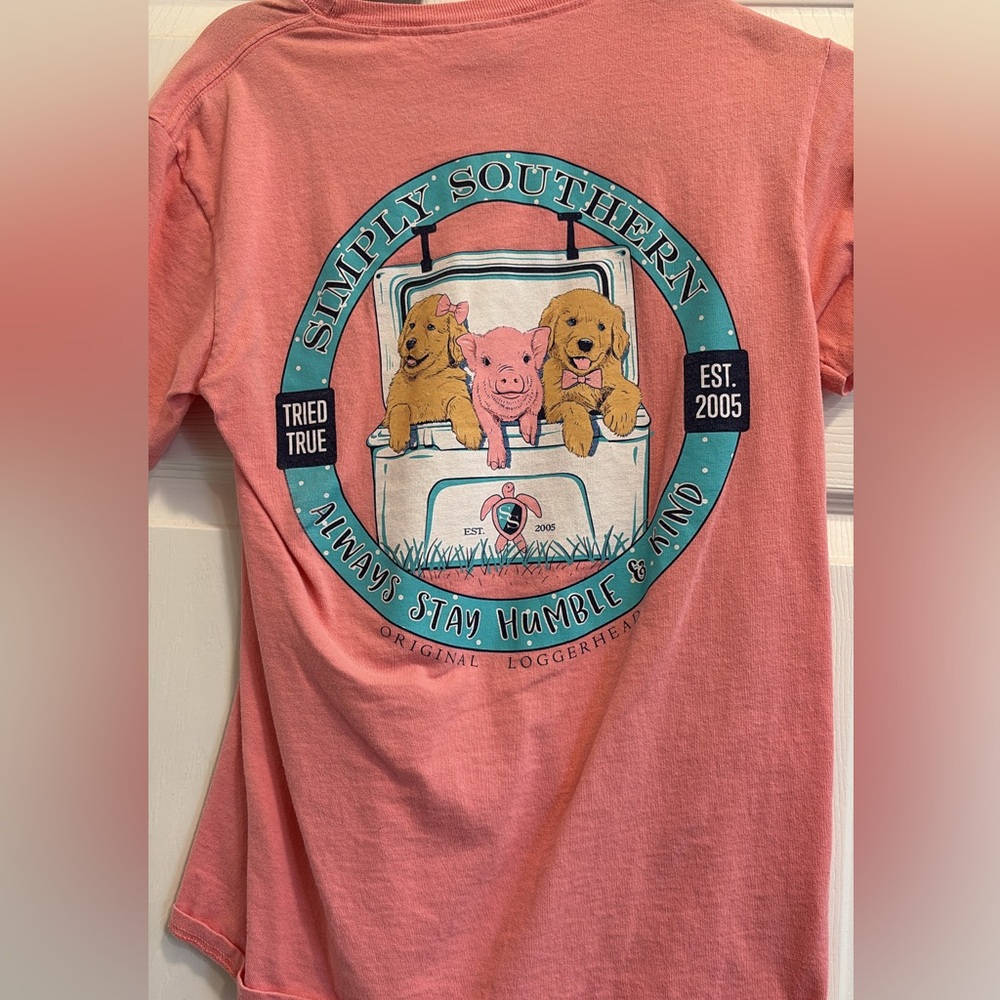 Simply Southern Coral Tee with Animal Graphic